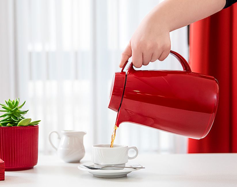 Kaffee ausschenken mit Helios Servitherm